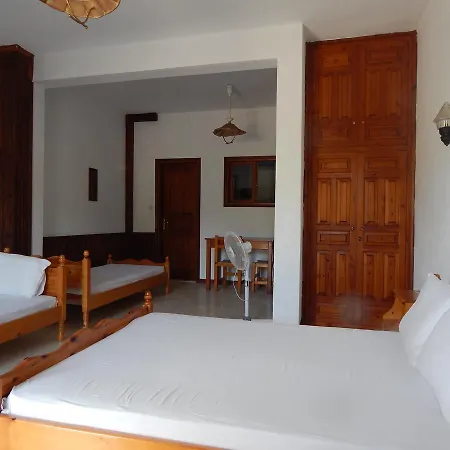 Апартаменты Ktena *